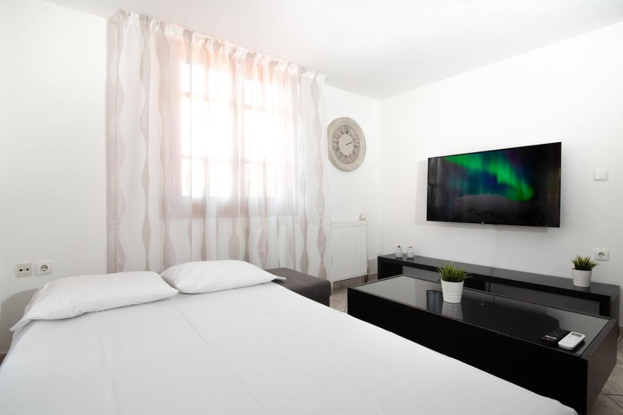 Ns-George Apartments By The Airport Markopoulo Mesogaias ภายนอก รูปภาพ