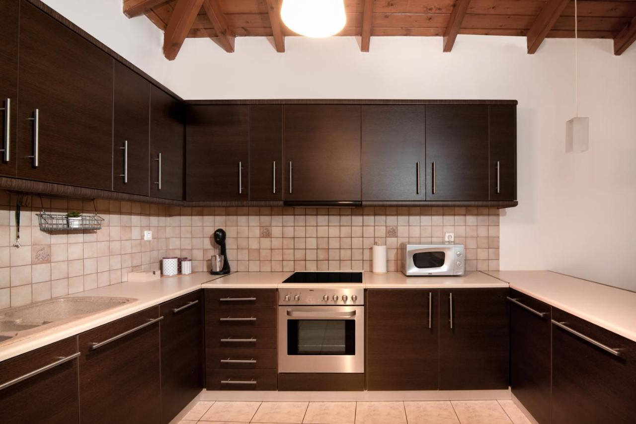 Ns-George Apartments By The Airport Markopoulo Mesogaias ภายนอก รูปภาพ